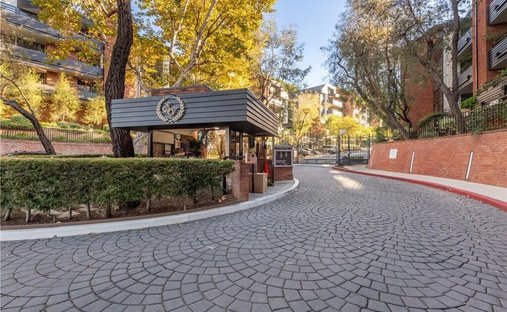Condo in Los Angeles, California, United States 1