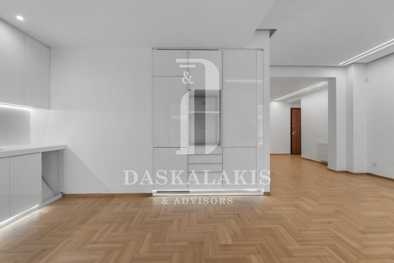 Apartment in Sunoikia Kolonakiou, 1st District of Athens, Athens 1 - 16810248