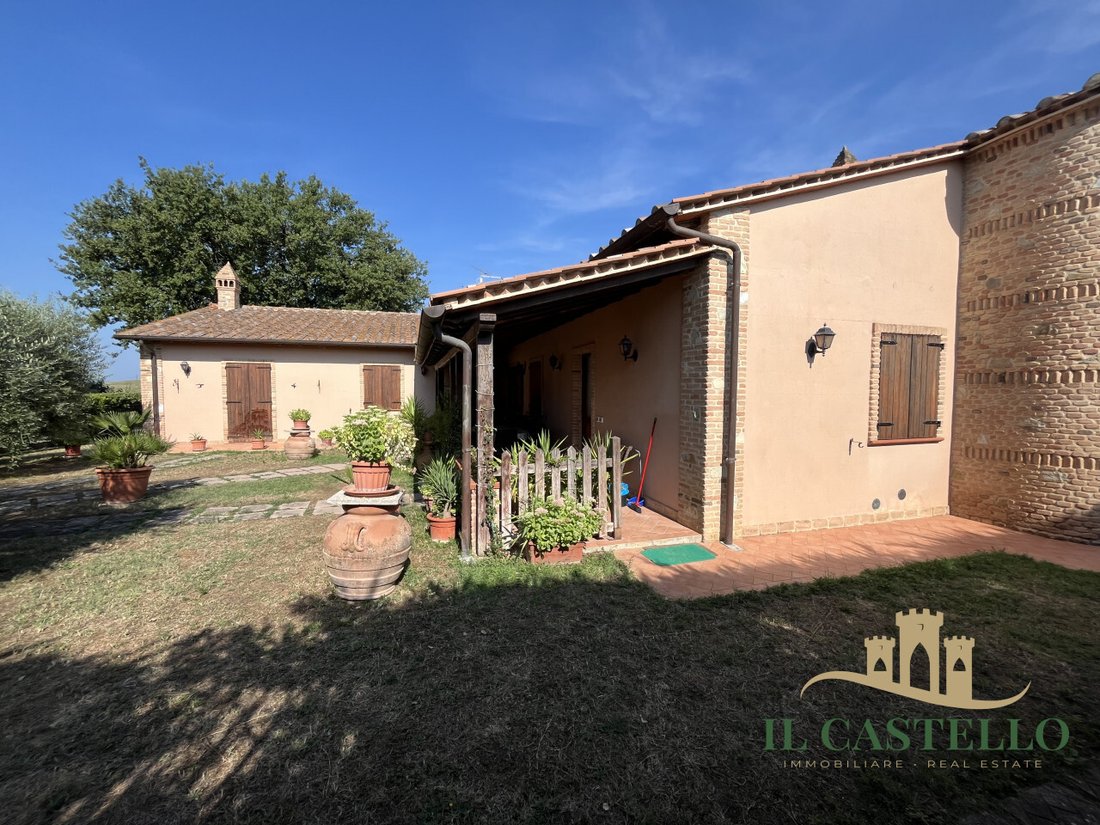 House in Castiglione del Lago, Umbria, Italy 4 - 15415004