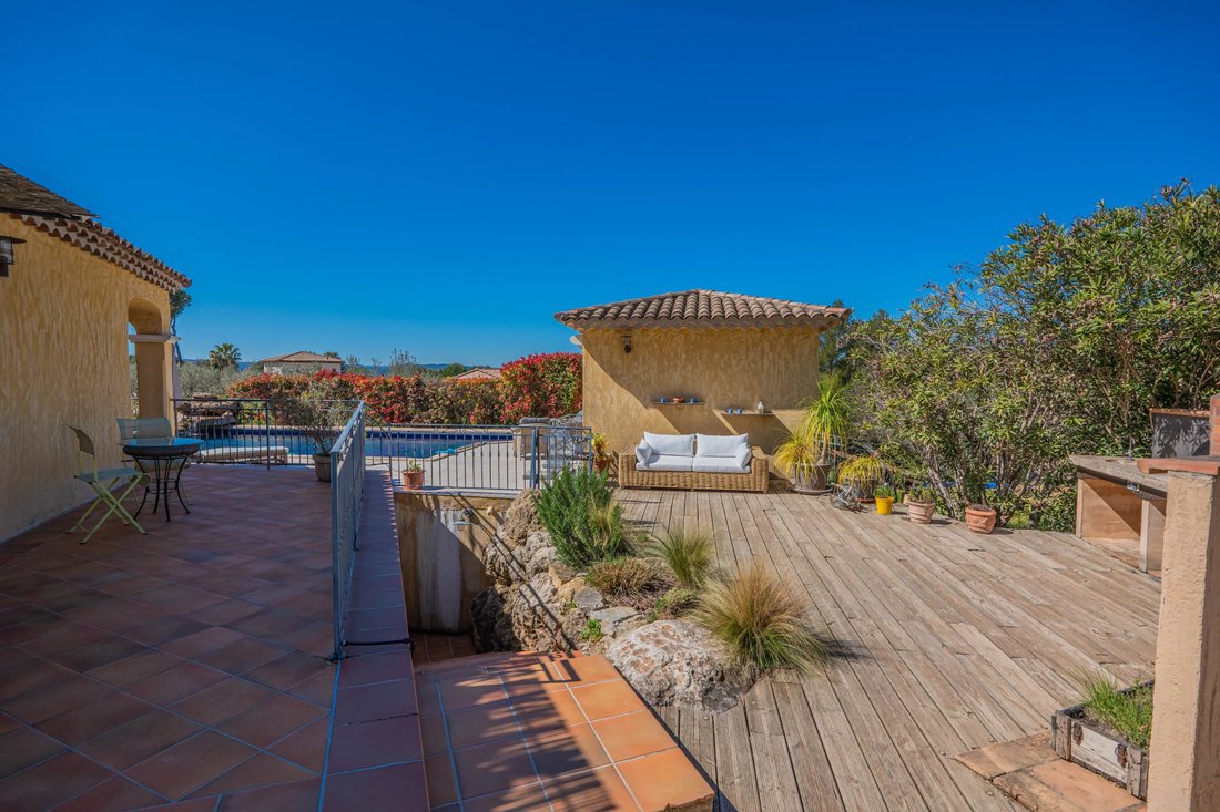 Villa in Ouest, Lorgues, France 3 - 17539876