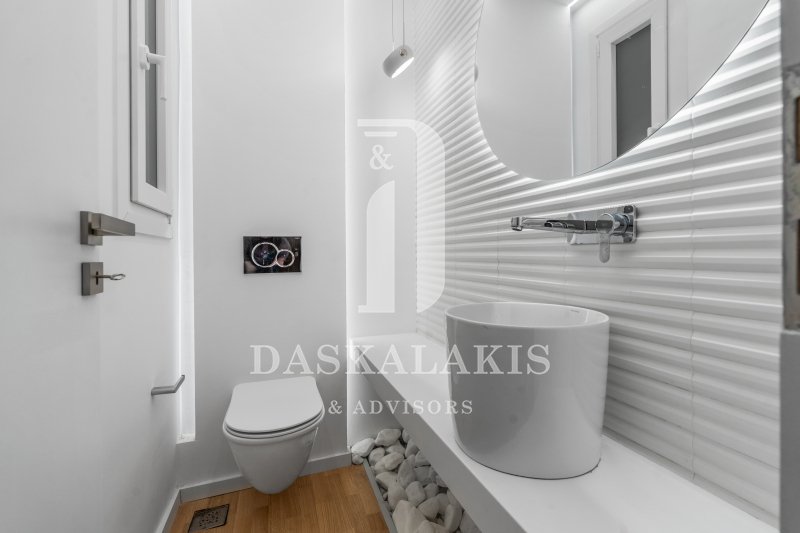 Apartment in Sunoikia Kolonakiou, 1st District of Athens, Athens 4 - 16810248