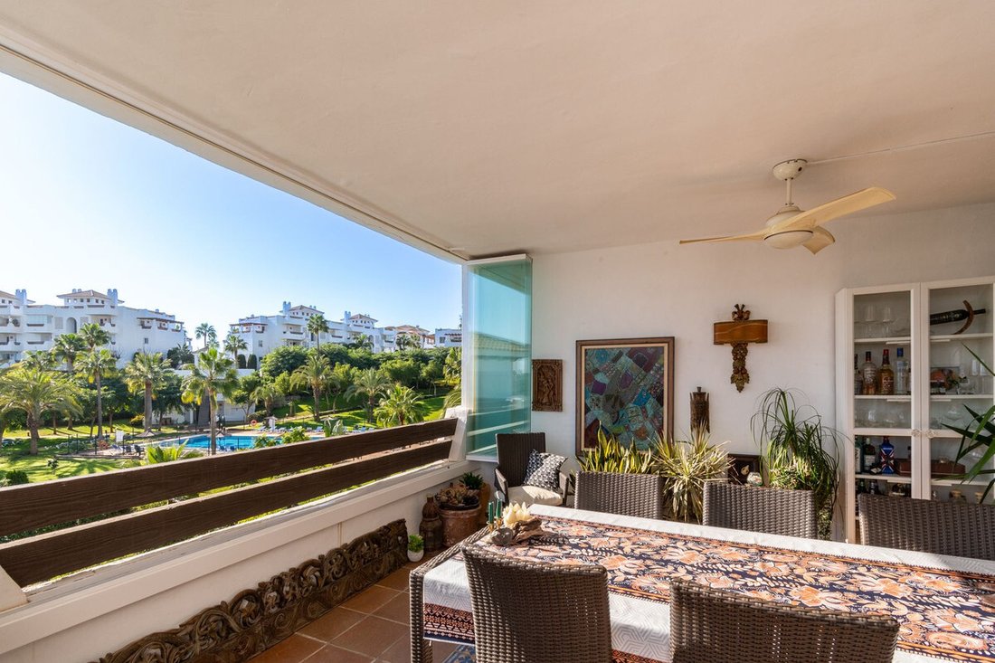 Wohnung in Estepona, Andalusien, Spanien 4 - 17647049