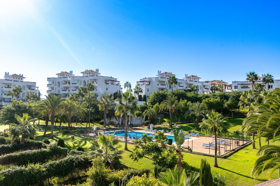 Wohnung in Estepona, Andalusien, Spanien 1 - 17647049