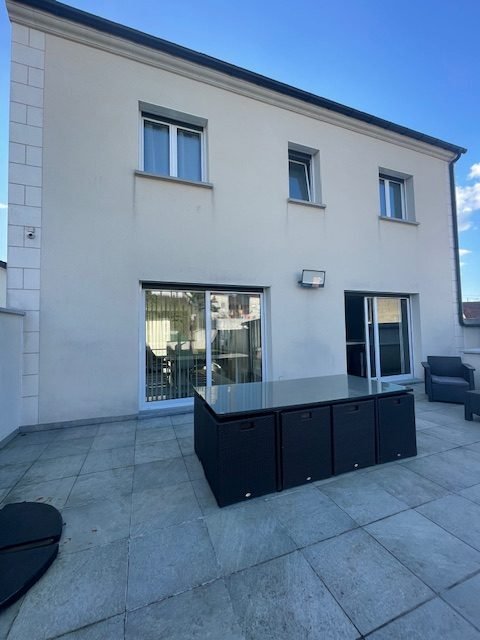 House in Le Blanc-Mesnil, Ile-de-France, France 2 - 17651602