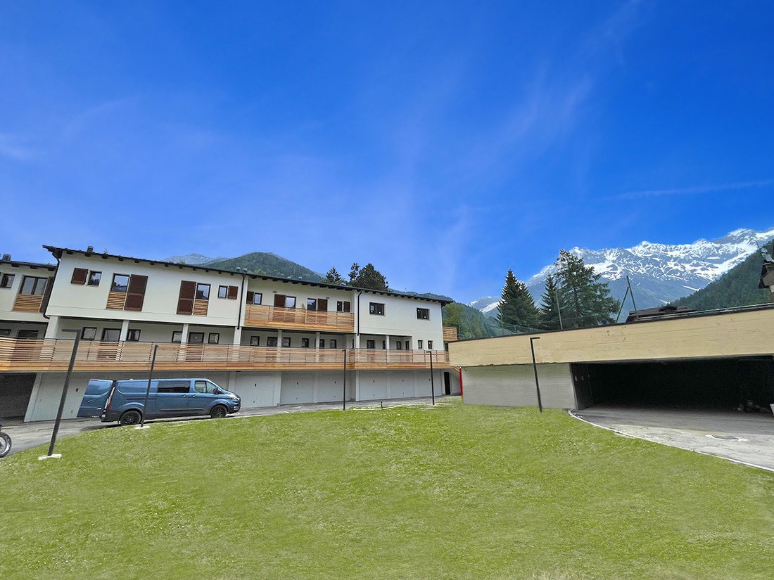 Villa in Ponte di Legno, Lombardy, Italy 2 - 17645361