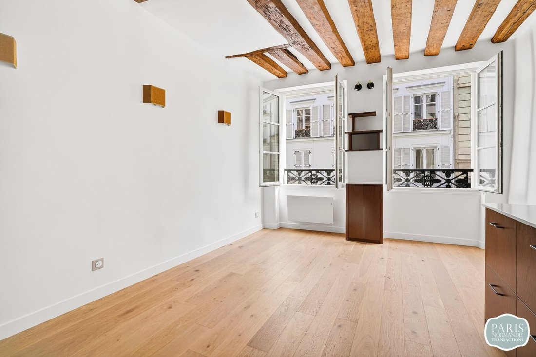 Apartment in Clignancourt-Jules Joffrin, Paris 18e Arrondissement, Paris 2 - 17652412