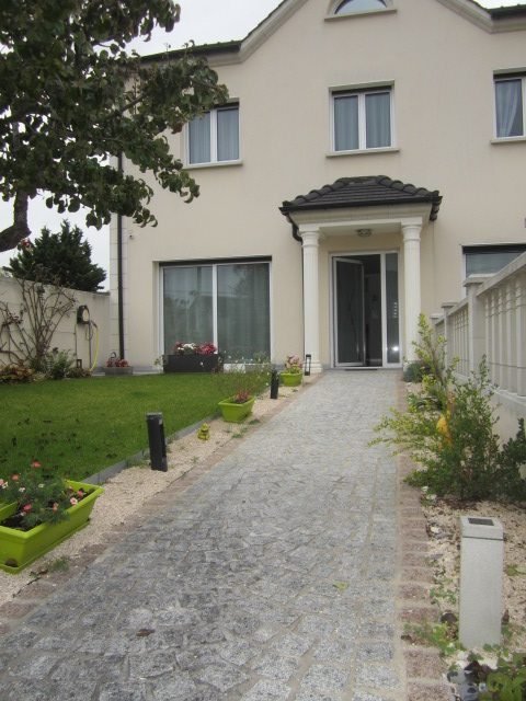 House in Le Blanc-Mesnil, Ile-de-France, France 1 - 17651602