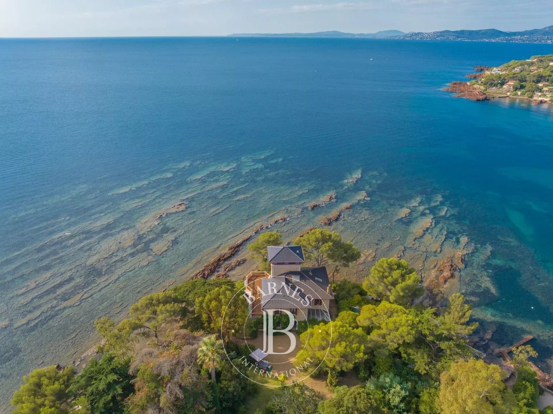 Villa in Boulouris, Saint-Raphaël, France 3 - 17645618