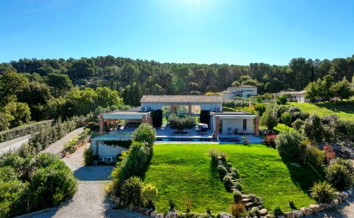 House in Bouc-Bel-Air, Provence-Alpes-Côte d'Azur, France 1