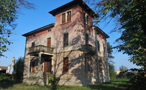 Villa in Ricengo, Lombardy, Italy 1