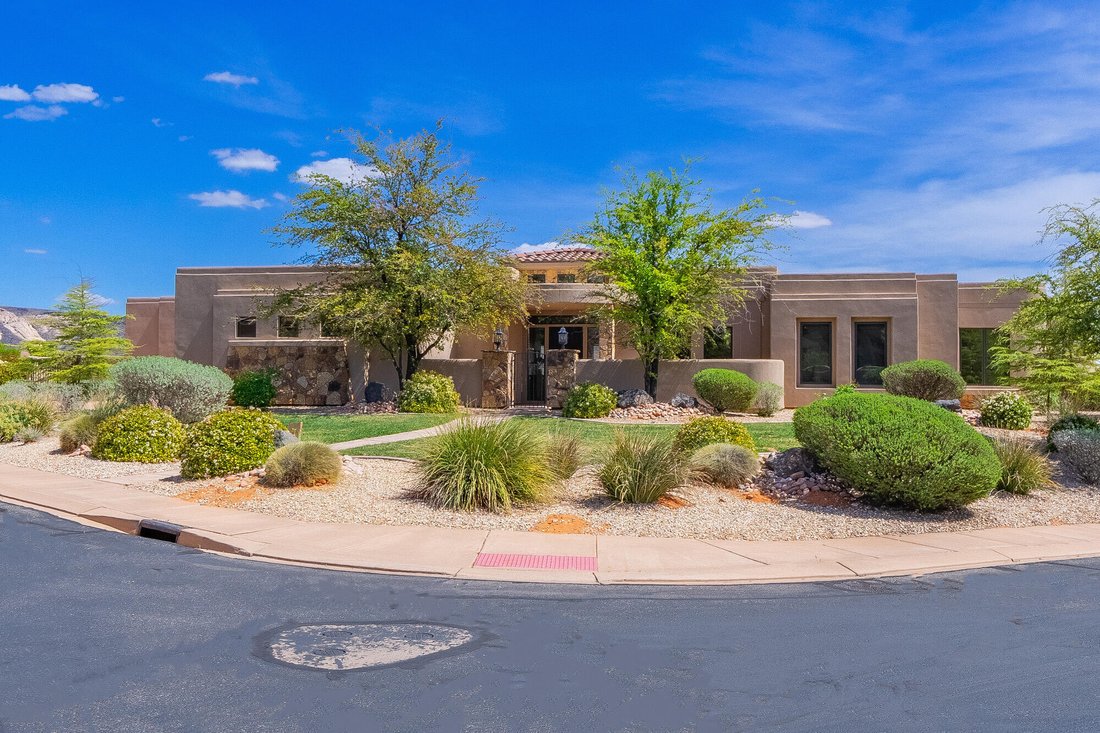 House in St. George, Utah, United States 2 - 17645175