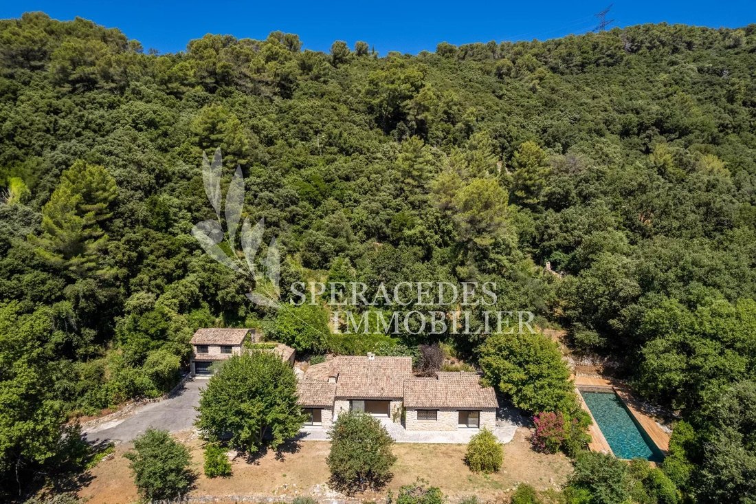 Estate in Saint-Cézaire-sur-Siagne, Provence-Alpes-Côte d'Azur, France 3 - 17646987