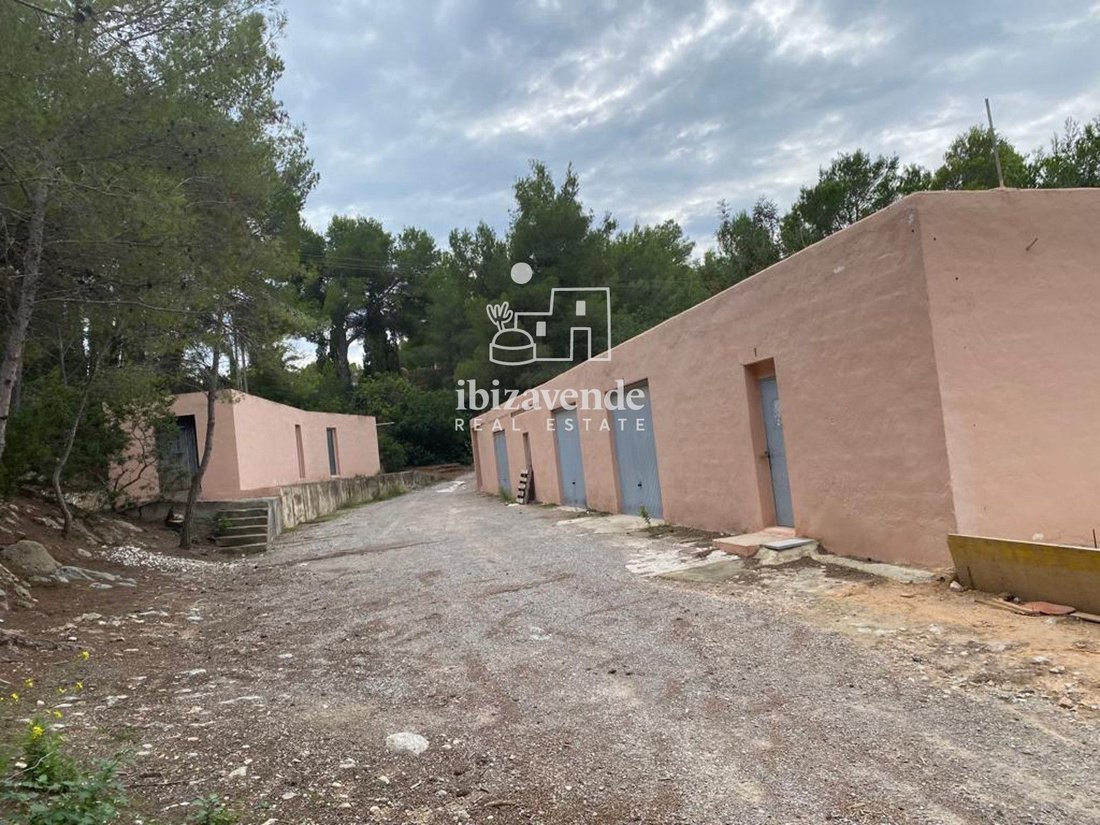 Finca in Roca Llisa, Santa Eularia des Riu, Balearic Islands 1 - 17646438