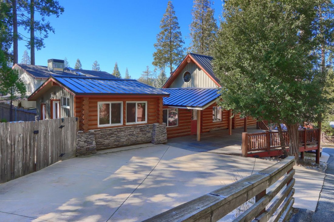 House in Bass Lake, California, United States 3 - 17644362