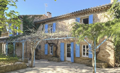 House in Jouques, Provence-Alpes-Côte d'Azur, France 1