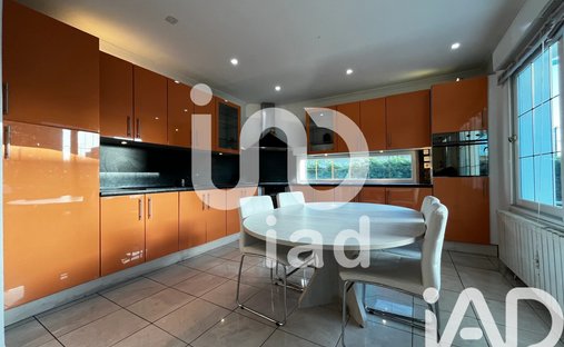 House in Kuhlmann, Loos, France 1