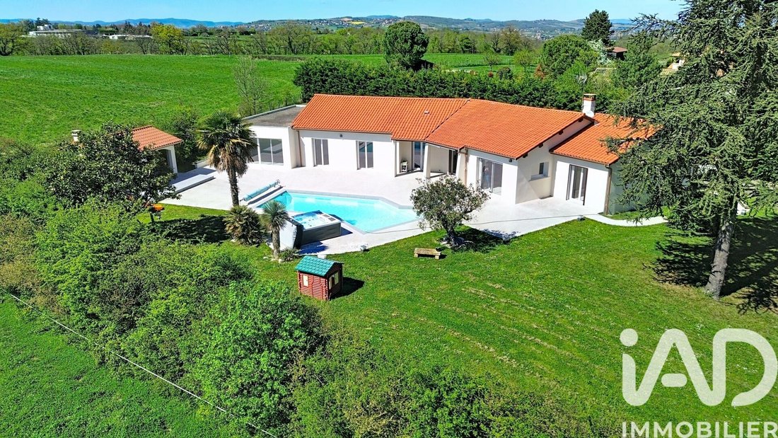 House in Dommartin, Auvergne-Rhône-Alpes, France 2 - 17514972
