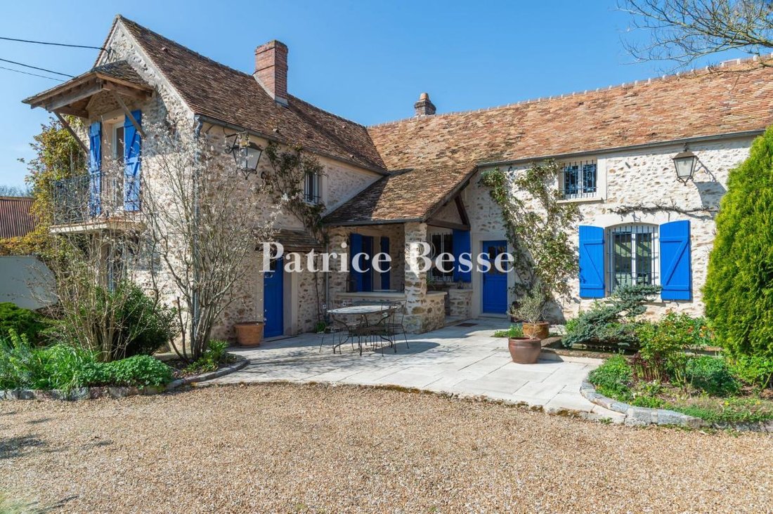 Farm Ranch in Rambouillet, Ile-de-France, France 1 - 17645264