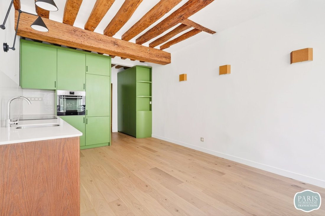 Apartment in Clignancourt-Jules Joffrin, Paris 18e Arrondissement, Paris 5 - 17652412
