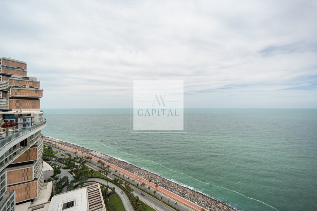 Apartment in Palm Jumeirah, Dubai, United Arab Emirates 1 - 17646718