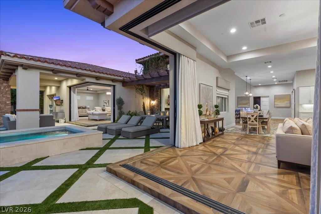House in Las Vegas, Nevada, United States 1 - 17644977