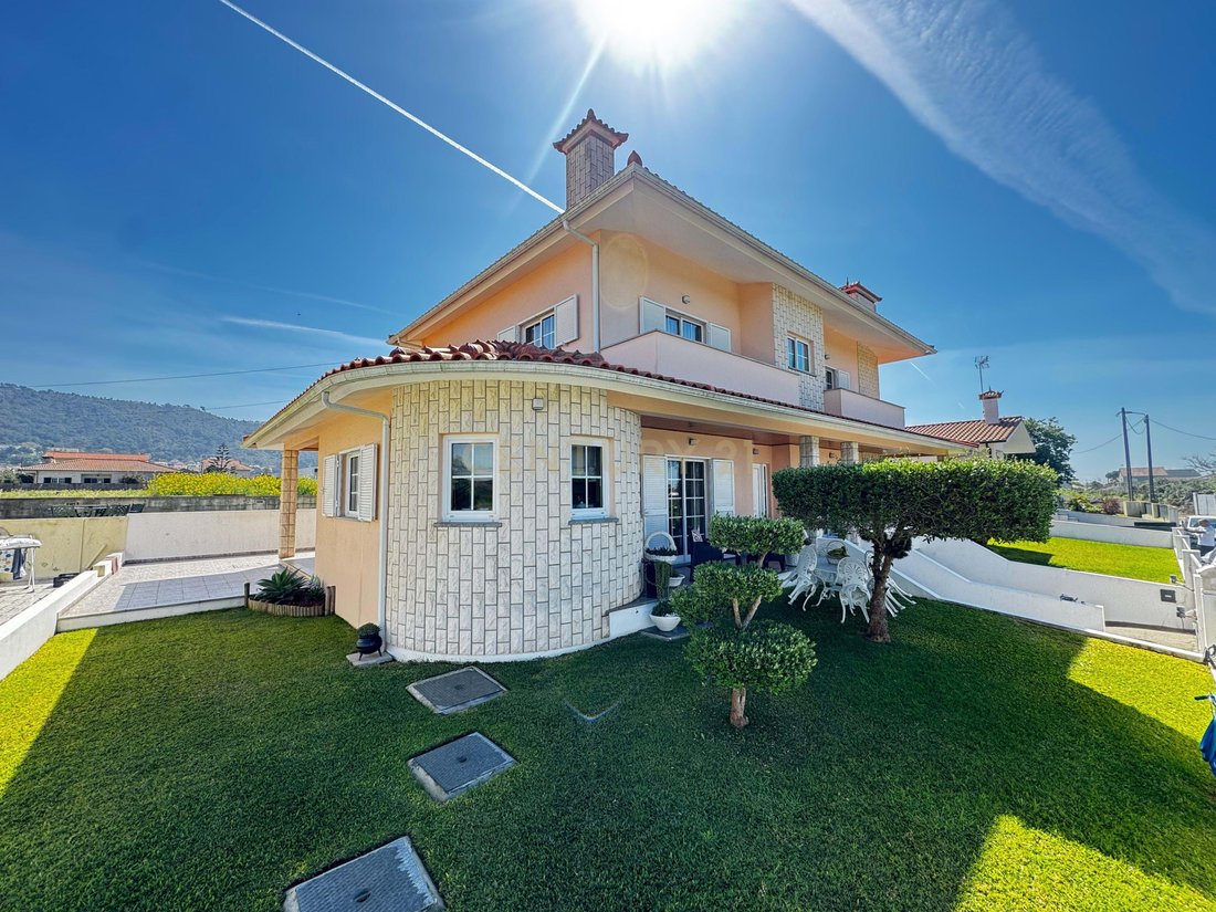 Villa in Belinho e Mar, Braga, Portugal 4 - 17652465