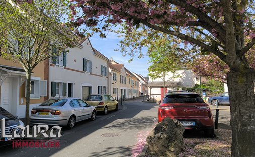 House in Carnot-Petit Pont-Alouettes, Alfortville, France 1