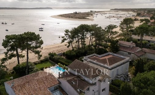 Luxury homes for sale in Lège-Cap-Ferret, Nouvelle-Aquitaine, France