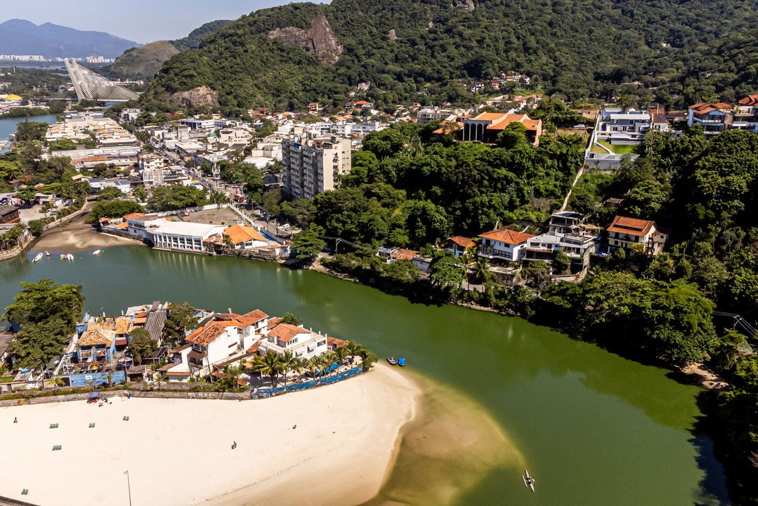 Land in Rio de Janeiro, Rio de Janeiro, Brasilien 3 - 17647629