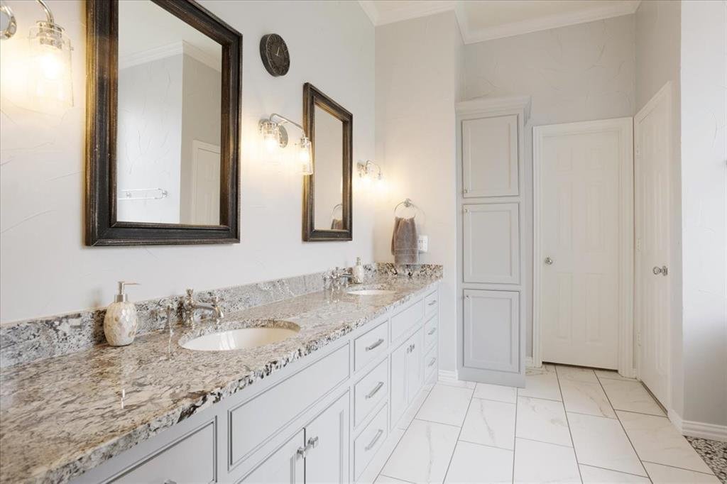 House in Frisco, Texas, United States 4 - 17649741