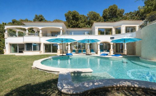 Villa in Costa de la Calma, Calvia, Balearic Islands 1