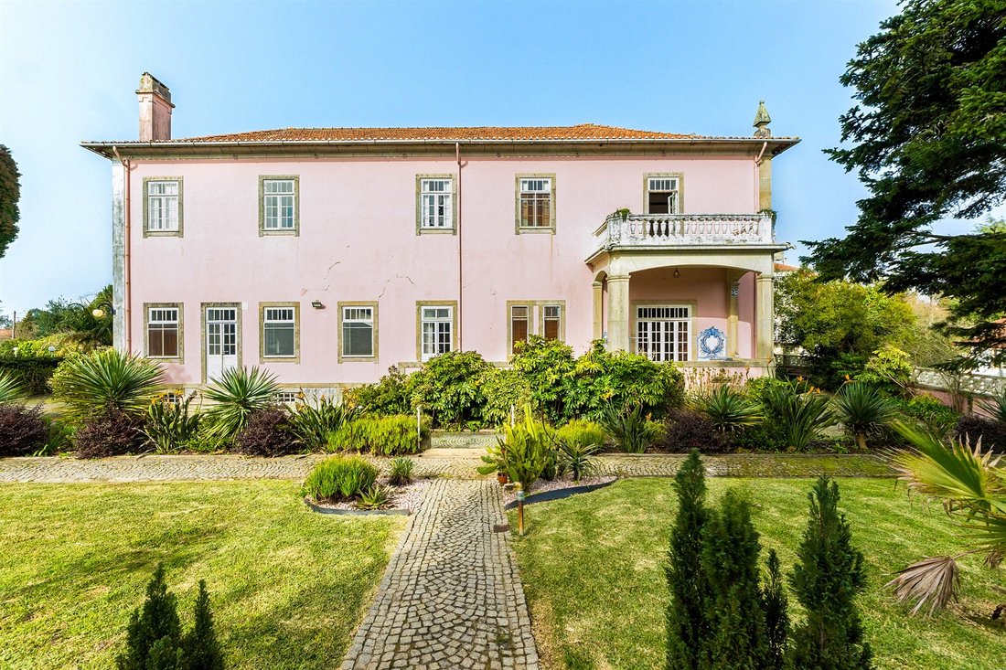 Oliveira de Azemeis, Santiago de Riba-Ul, Ul, Macinhata da Seixa e Madail, Aveiro District, Portugal 4 - 17644900