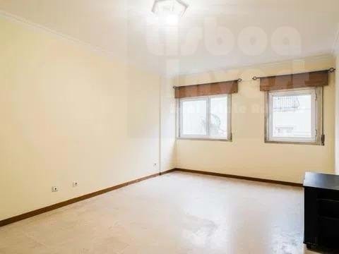 Apartment in Benfica, Lisbon, Portugal 2 - 17647493