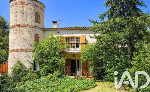 House in La Treille, Marseille, Provence-Alpes-Côte d'Azur 1
