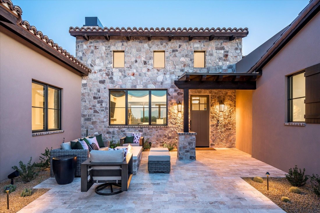 Scottsdale, Arizona, United States 4 - 17644913