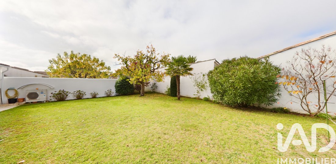 House in Loix, Nouvelle-Aquitaine, France 2 - 17454105