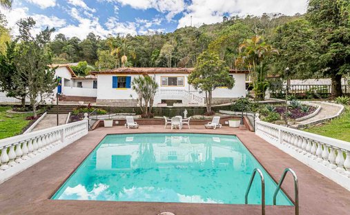 House in Albuquerque, State of Rio de Janeiro, Brazil 1