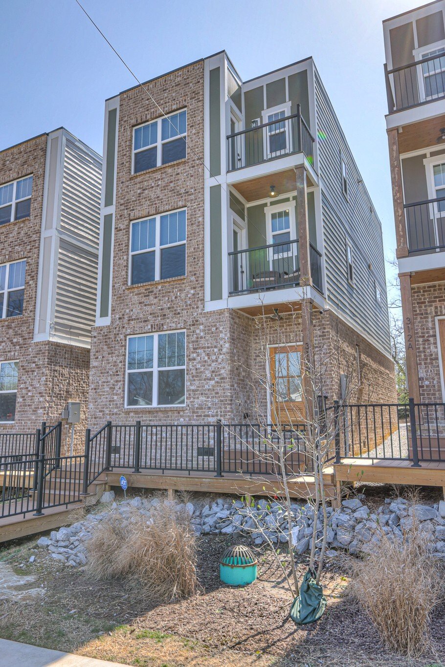 Co Op in Nashville, Tennessee, United States 1 - 17645887