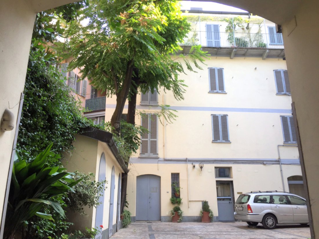 Apartment in Porta Vittoria, Milan, Lombardy 2 - 17645421