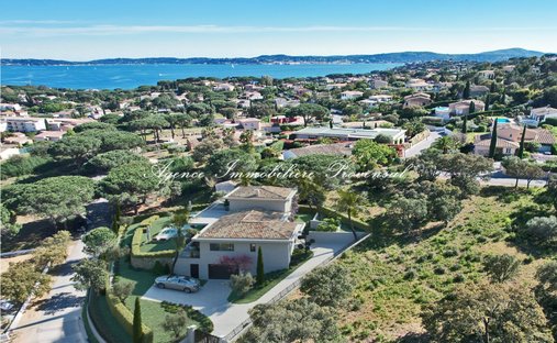 Villa in Ville-Les Saquedes-Le Bouillonnet, Sainte-Maxime, France 1