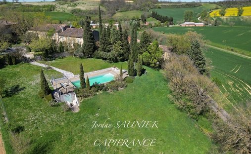 House in Villefranche-de-Lauragais, Occitania, France 1