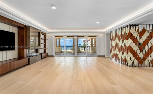 Condo in Miami Beach, Florida, United States 1