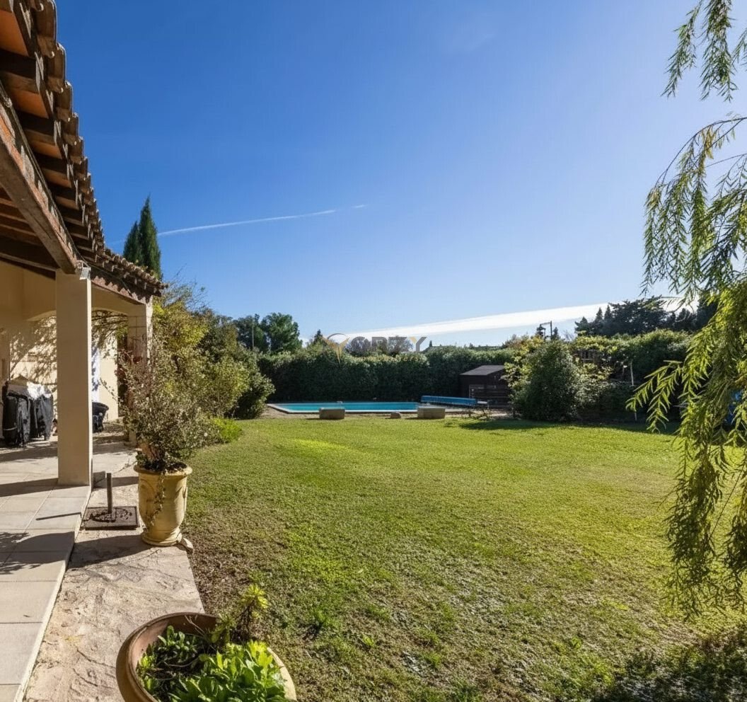 Villa in Maussane-les-Alpilles, Provence-Alpes-Côte d'Azur, France 4 - 17651448