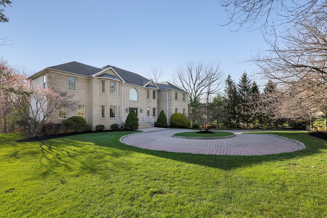 House in Watchung, New Jersey, United States 2 - 17644903