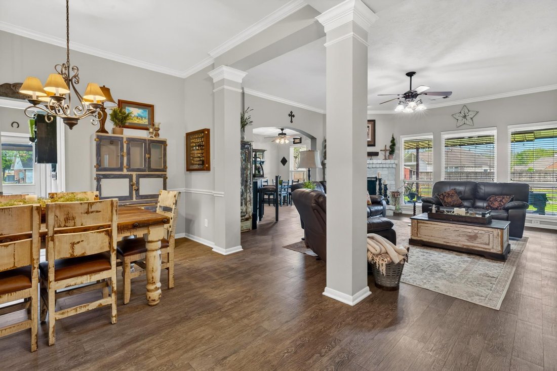 House in Fulshear, Texas, United States 4 - 17560370