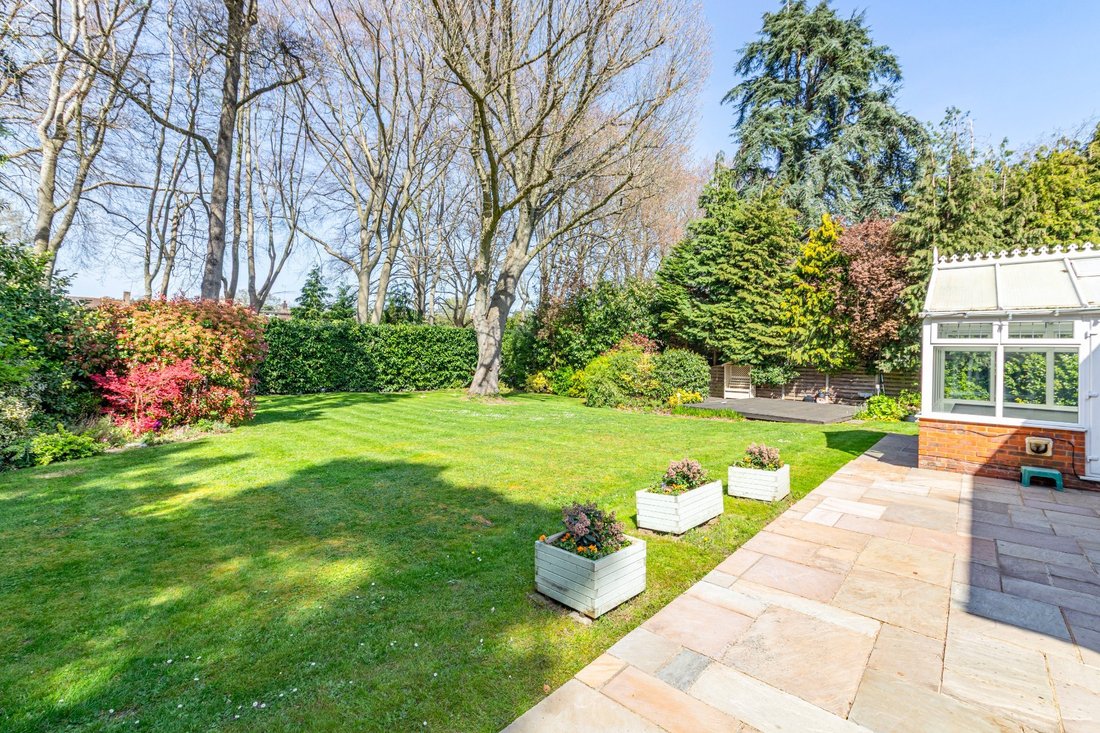 House in Sheerwater, Woking, England 4 - 17645248