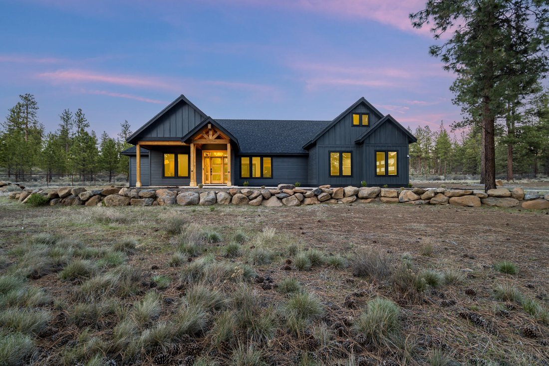 House in Sisters, Oregon, United States 2 - 17645209