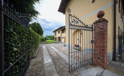House in Robecchetto con Induno, Lombardy, Italy 1
