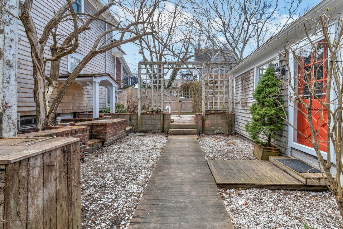Condo in Provincetown, Massachusetts, United States 4 - 17645036