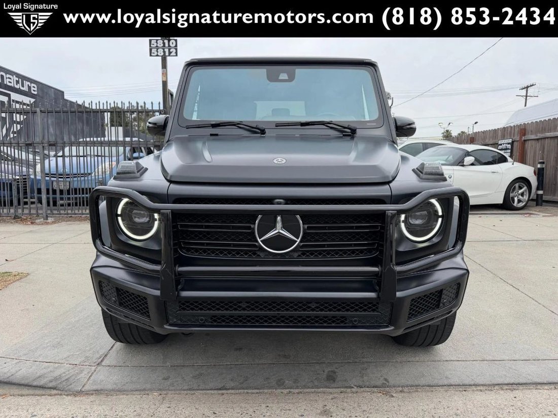 Suv in Van Nuys, CA, United States 2 - 17647400
